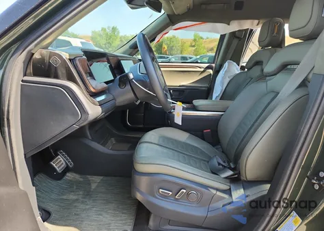 2022 Rivian R1T Adventure z USA, uszkodzony, nr VIN 7FCTGAAA2NN009406